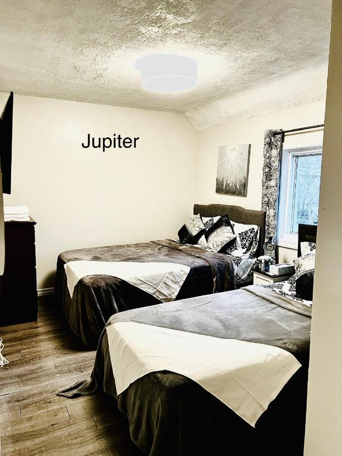 Cheerful Residence Niagara Bagian luar foto