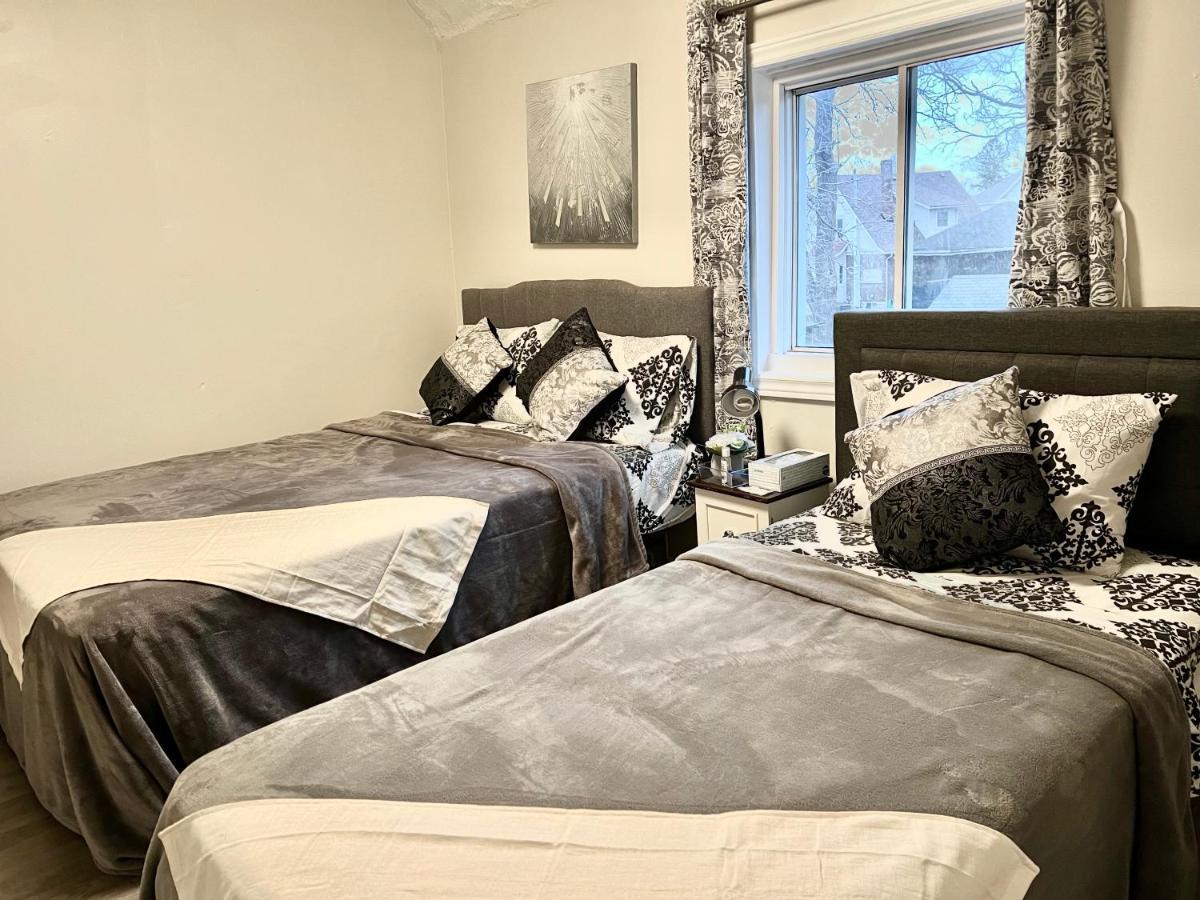 Cheerful Residence Niagara Bagian luar foto