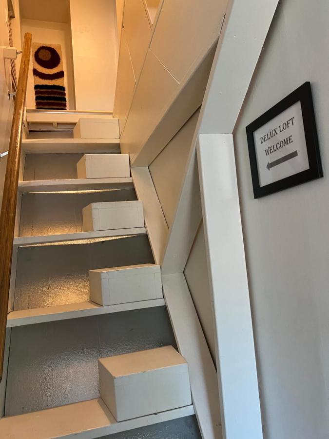 Cheerful Residence Niagara Bagian luar foto